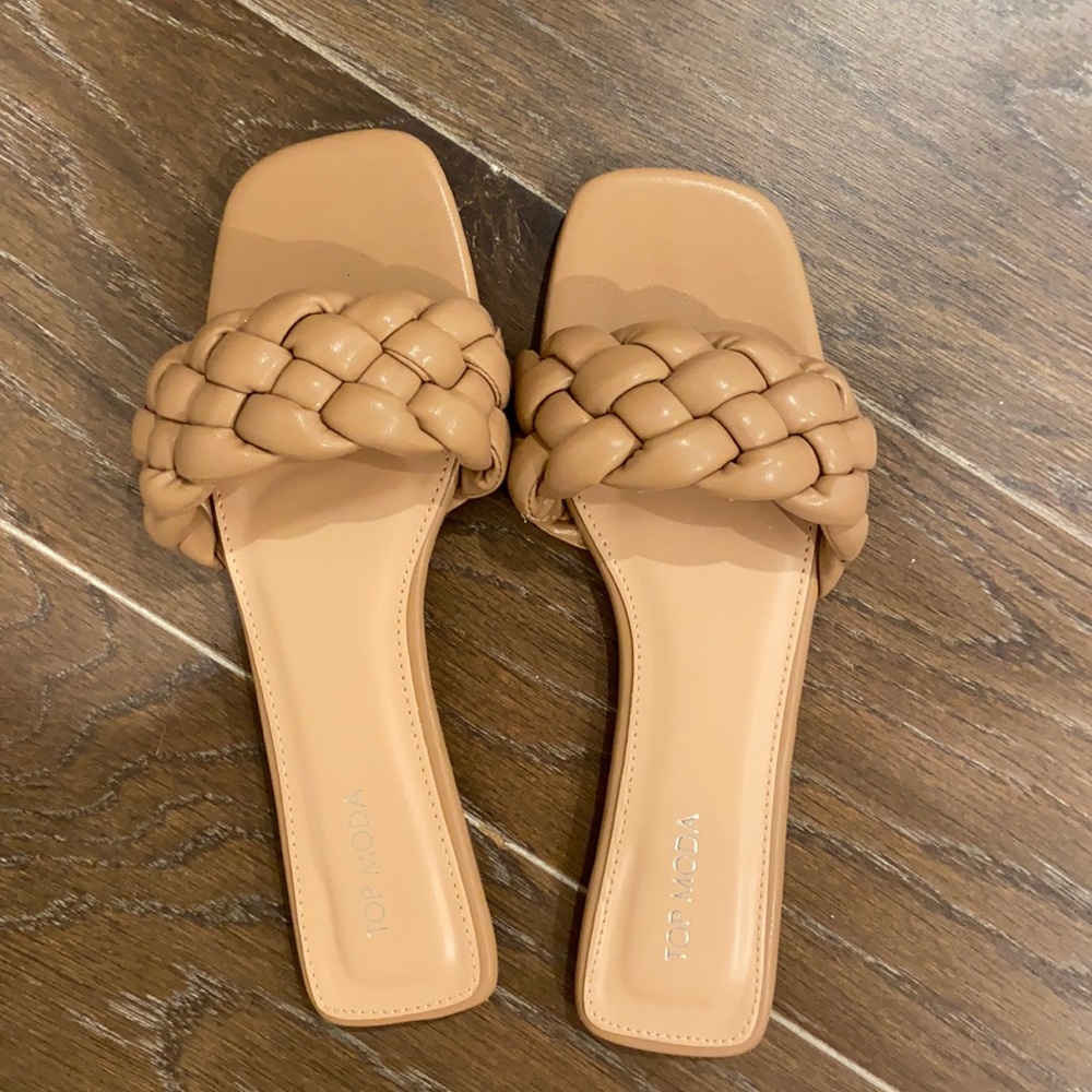 Brand new sandals size 10- comes with box